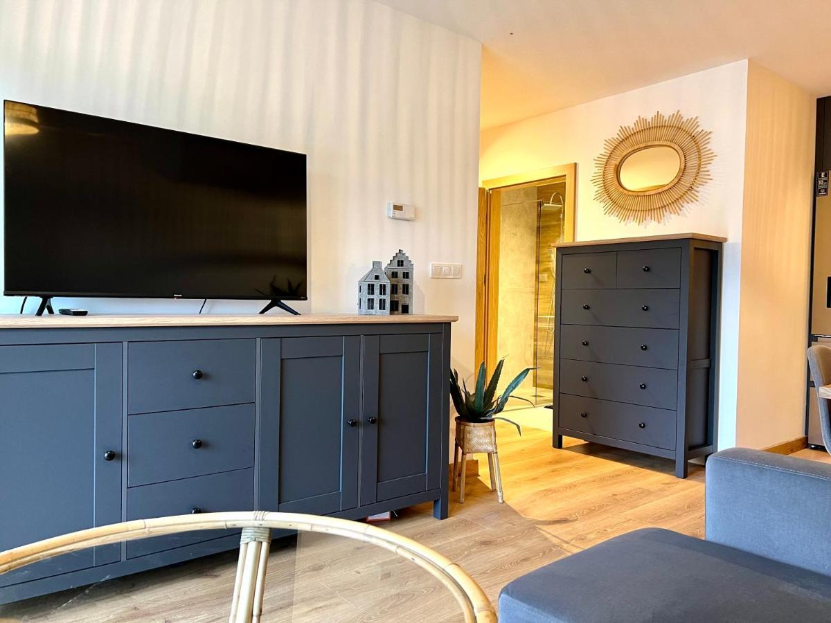 Apartament 32 Rowery, Spacery W Dolinie Baryczy - 5D Apartamenty Милич Экстерьер фото